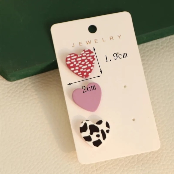 **SHARNI* 6-Pc Assorted Design Fashion Heart Earring Set - Picture 3 of 3